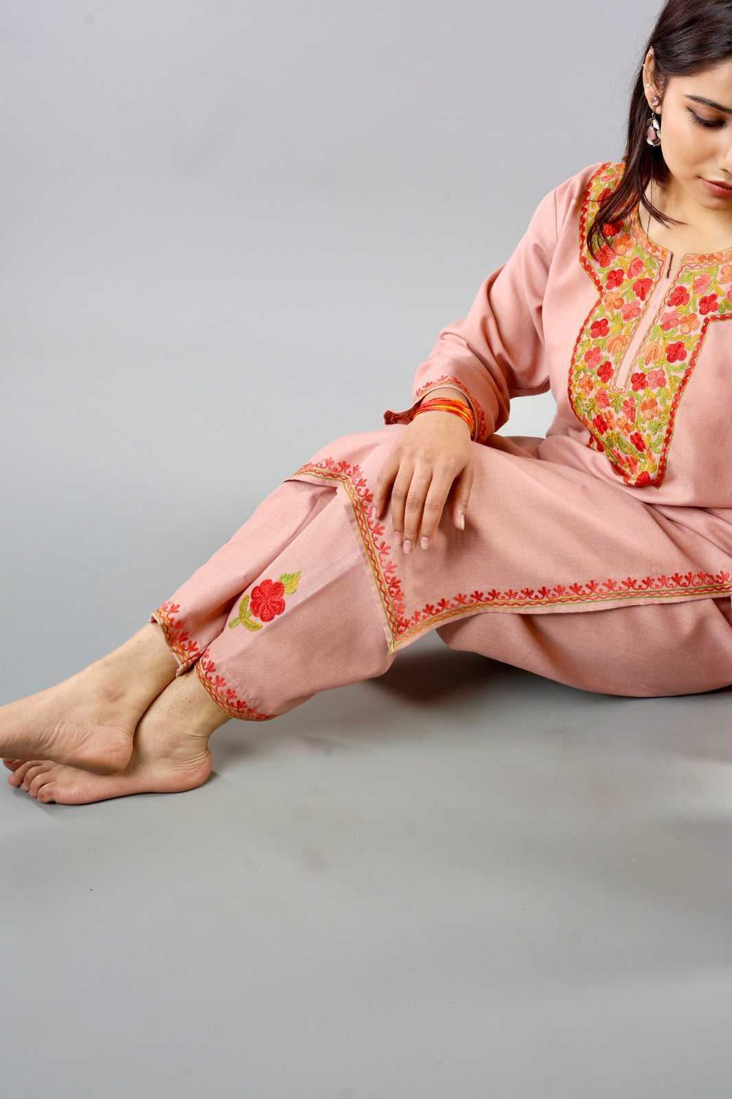 Ethnic Embroidered Kurta with Floral Neckline Detailing