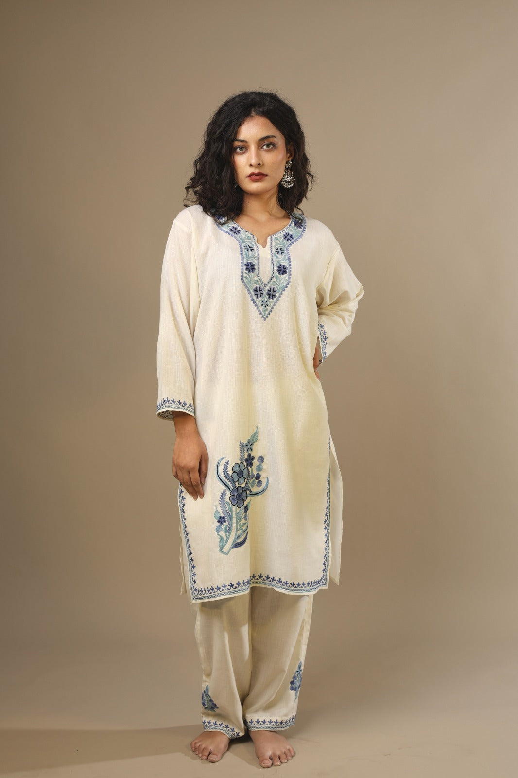 Ethnic Embroidered Kurta with Floral Neckline Detailing