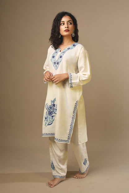 Ethnic Embroidered Kurta with Floral Neckline Detailing