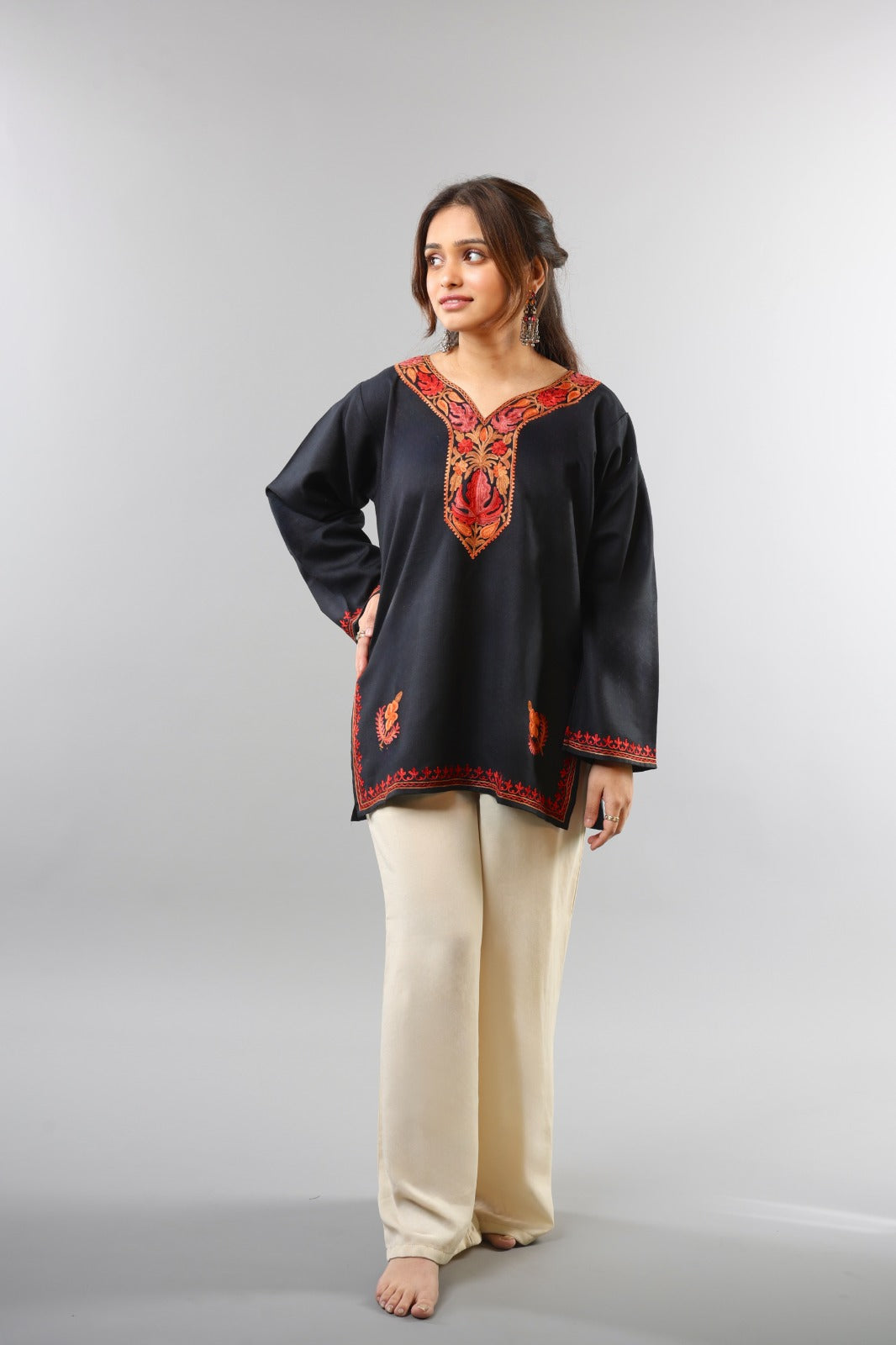 Ethnic Embroidered Kurta with Floral Neckline Detailing