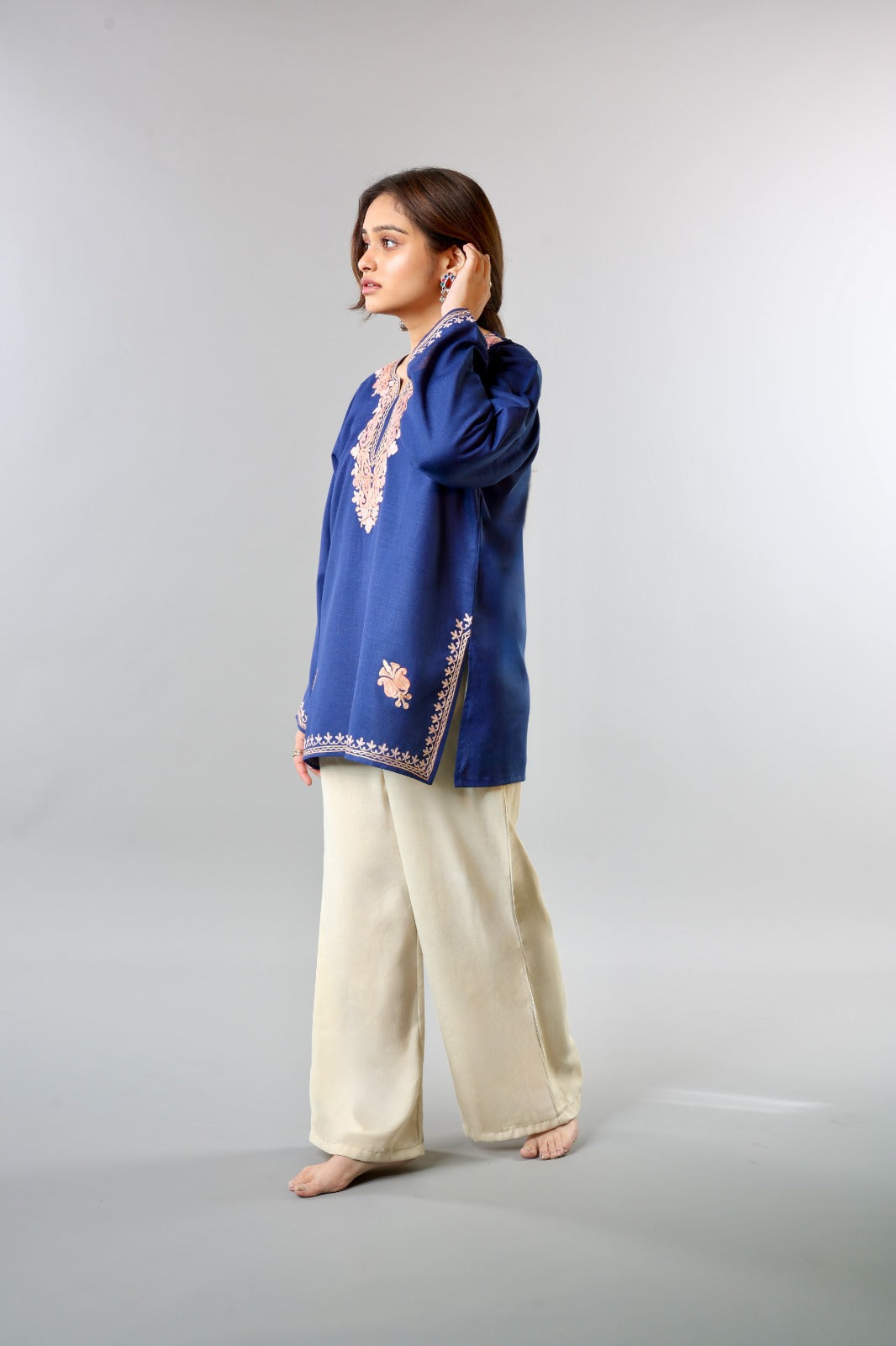 Ethnic Embroidered Kurta with Floral Neckline Detailing