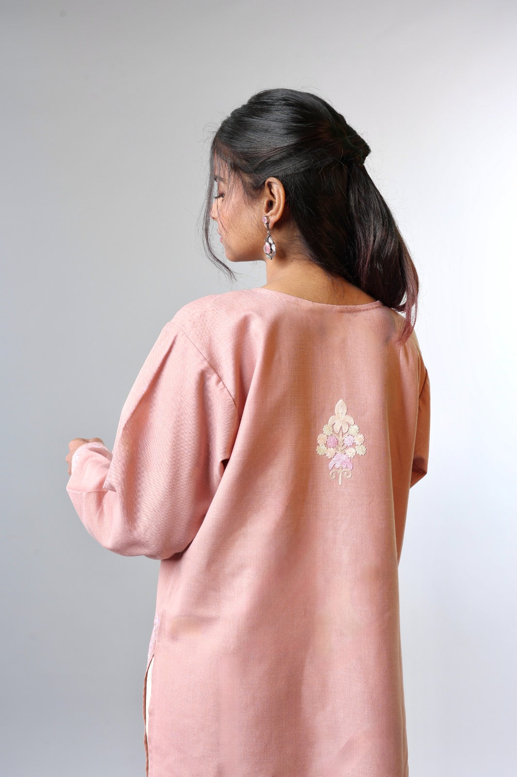Ethnic Embroidered Kurta with Floral Neckline Detailing